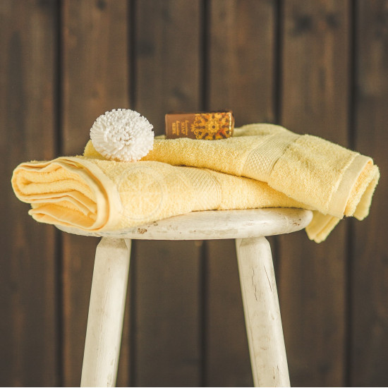 Cotton terry towel yellow